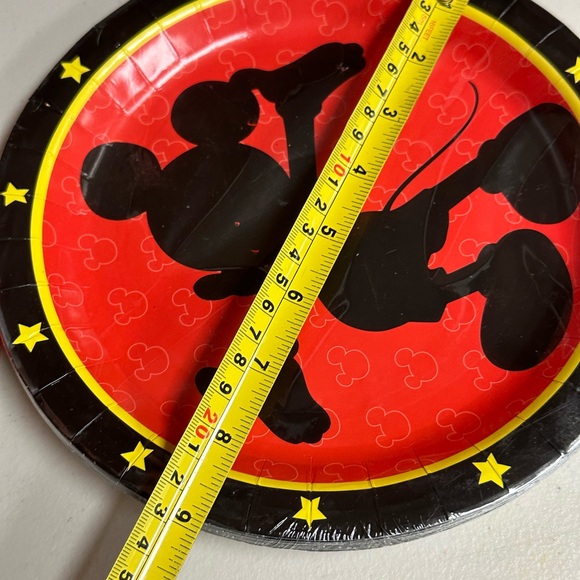 Disney Mickey Mouse party cake plates - Picture 3 of 11
